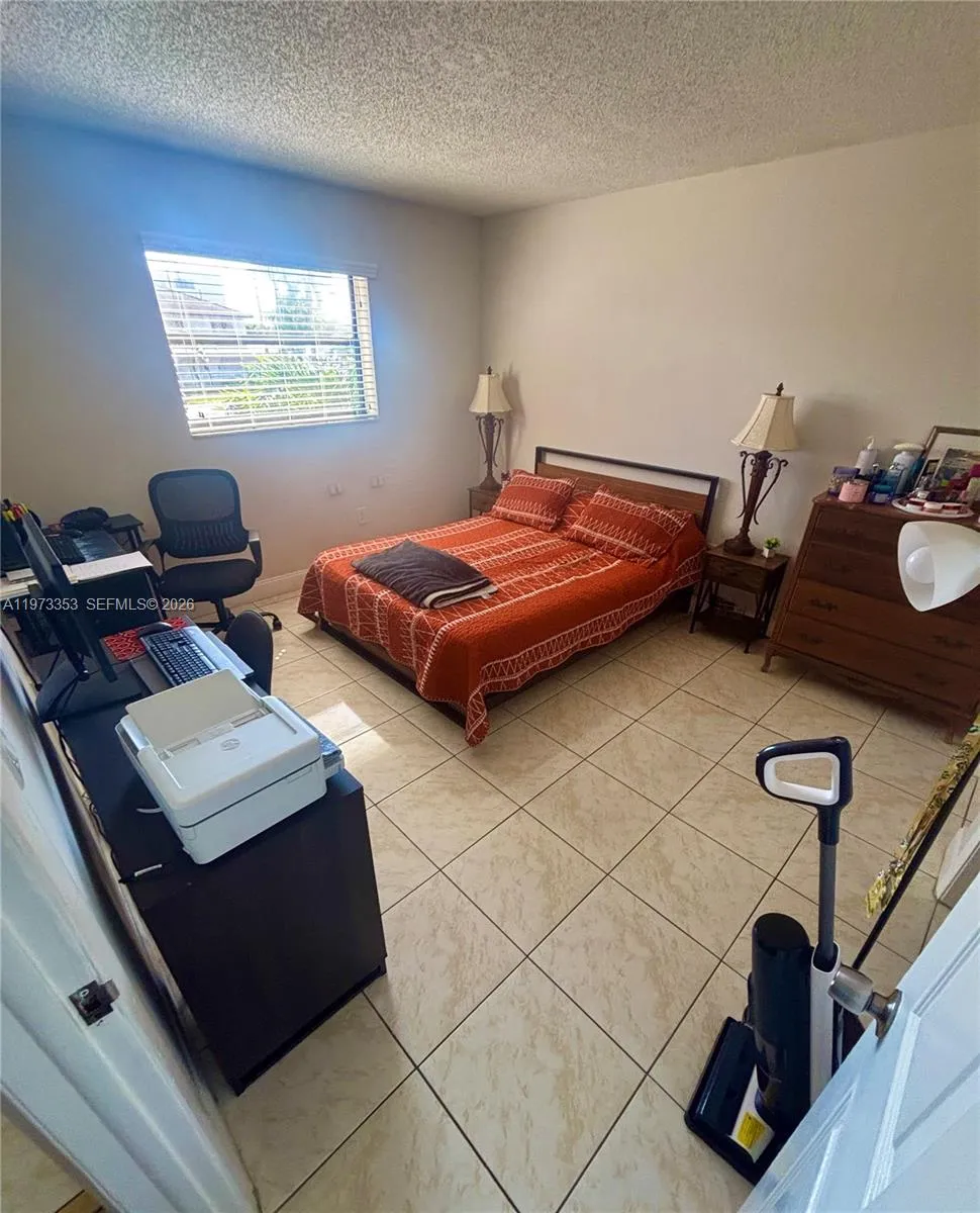 8145 Nw 7th St 210, Miami, Florida 33126, Miami, Florida 33126, 2 Bedrooms Bedrooms, ,2 BathroomsBathrooms,Residential Lease,For Rent,8145 Nw 7th St 210, Miami, Florida 33126,A11973353