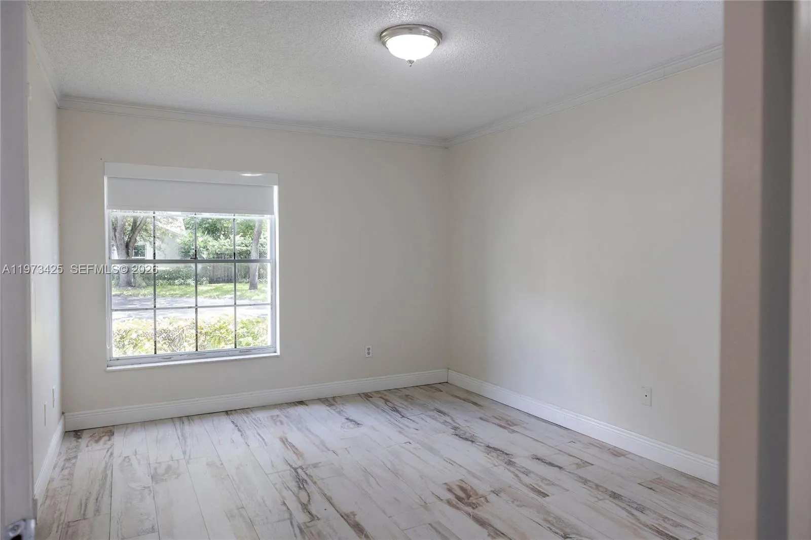 10121 Nw 51st Ln, Doral, Florida 33178, Doral, Florida 33178, 3 Bedrooms Bedrooms, ,2 BathroomsBathrooms,Residential Lease,For Rent,10121 Nw 51st Ln, Doral, Florida 33178,A11973425