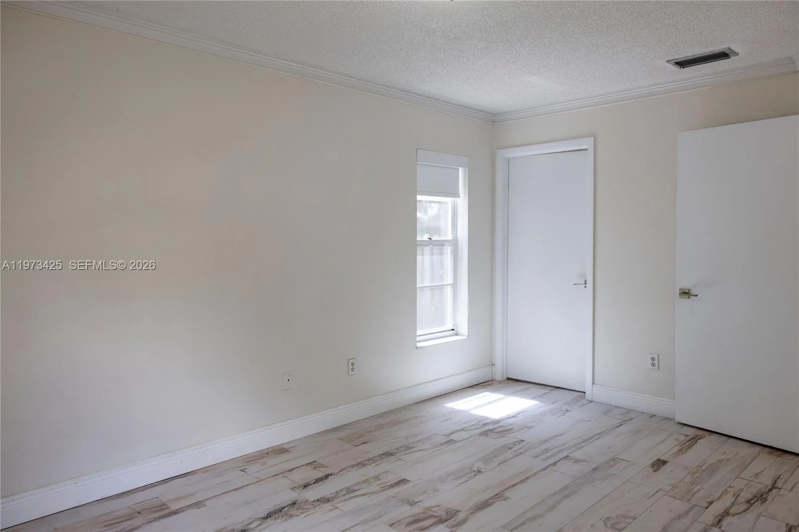 10121 Nw 51st Ln, Doral, Florida 33178, Doral, Florida 33178, 3 Bedrooms Bedrooms, ,2 BathroomsBathrooms,Residential Lease,For Rent,10121 Nw 51st Ln, Doral, Florida 33178,A11973425