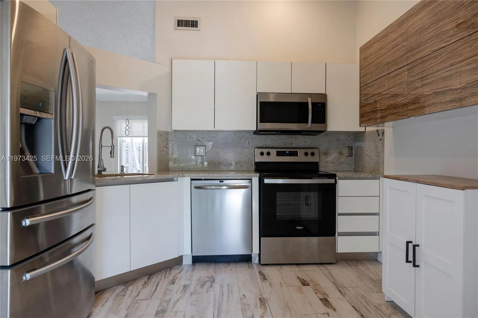 10121 Nw 51st Ln, Doral, Florida 33178, Doral, Florida 33178, 3 Bedrooms Bedrooms, ,2 BathroomsBathrooms,Residential Lease,For Rent,10121 Nw 51st Ln, Doral, Florida 33178,A11973425