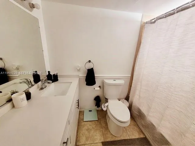1801 S Treasure Dr 318, North Bay Village, Florida, North Bay Village, Florida 33141, 1 Bedroom Bedrooms, ,1 BathroomBathrooms,Residential Lease,For Rent,1801 S Treasure Dr 318, North Bay Village, Florida,A11969220