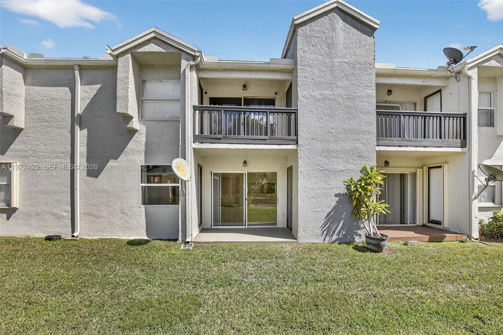 430 Sw 113th Way 430, Pembroke Pines, Florida 3302, Pembroke Pines, Florida 33025, 1 Bedroom Bedrooms, ,1 BathroomBathrooms,Residential,For Sale,430 Sw 113th Way 430, Pembroke Pines, Florida 3302,A11972422
