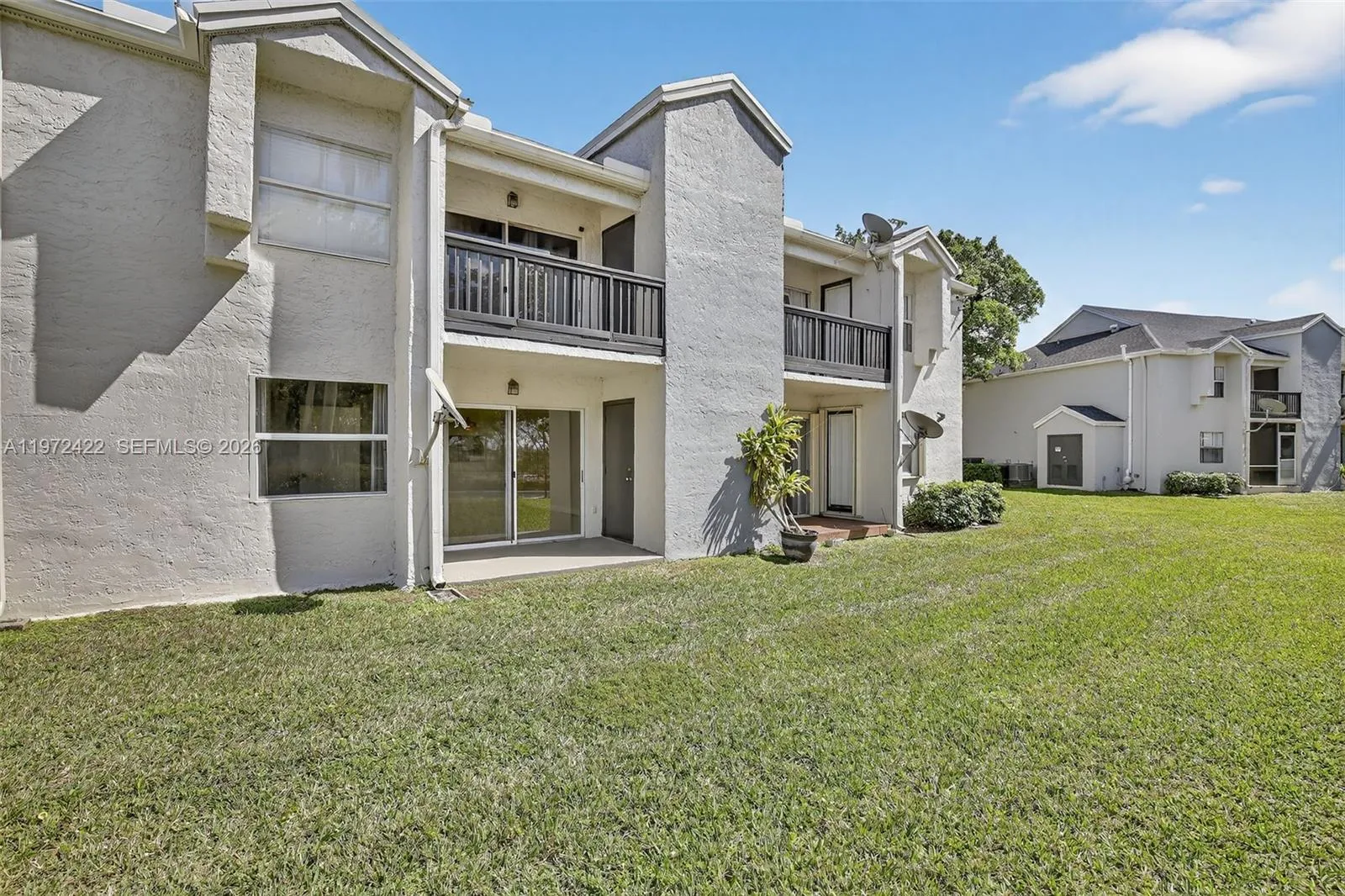 430 Sw 113th Way 430, Pembroke Pines, Florida 3302, Pembroke Pines, Florida 33025, 1 Bedroom Bedrooms, ,1 BathroomBathrooms,Residential,For Sale,430 Sw 113th Way 430, Pembroke Pines, Florida 3302,A11972422