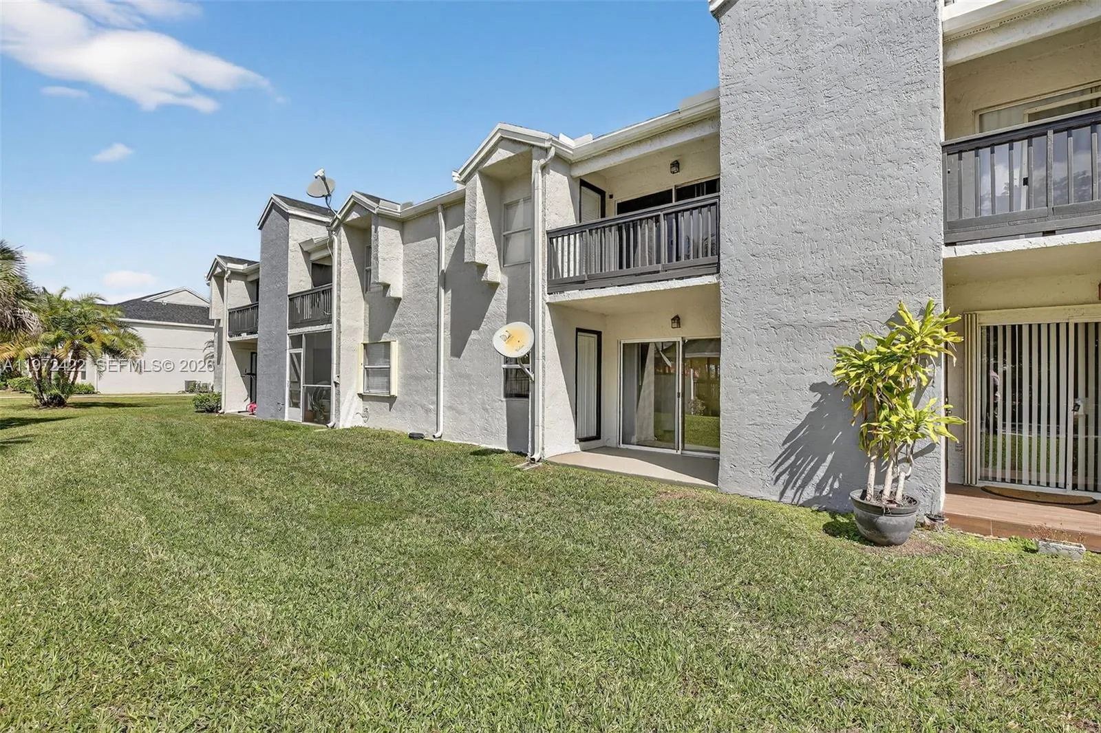 430 Sw 113th Way 430, Pembroke Pines, Florida 3302, Pembroke Pines, Florida 33025, 1 Bedroom Bedrooms, ,1 BathroomBathrooms,Residential,For Sale,430 Sw 113th Way 430, Pembroke Pines, Florida 3302,A11972422