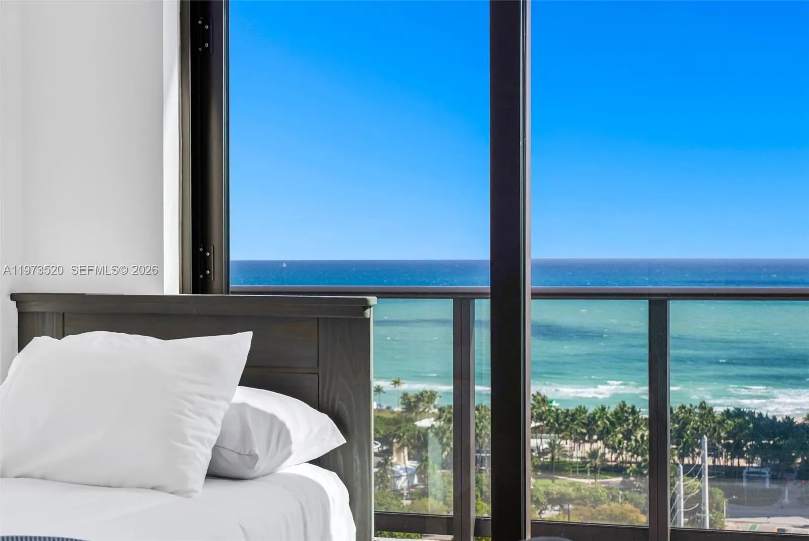 580 72nd St 1801, Miami Beach, Florida 33141, Miami Beach, Florida 33141, 3 Bedrooms Bedrooms, ,2 BathroomsBathrooms,Residential,For Sale,580 72nd St 1801, Miami Beach, Florida 33141,A11973520