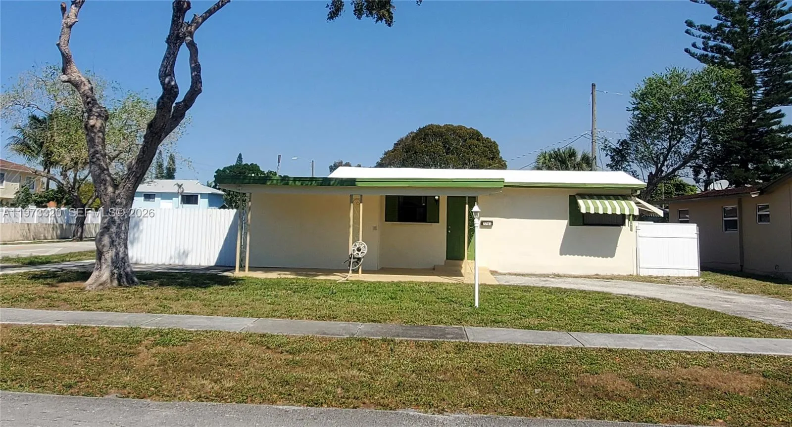 7791 Nw 39th St, Hollywood, Florida 33024, Hollywood, Florida 33024, 2 Bedrooms Bedrooms, ,1 BathroomBathrooms,Residential Lease,For Rent,7791 Nw 39th St, Hollywood, Florida 33024,A11973320