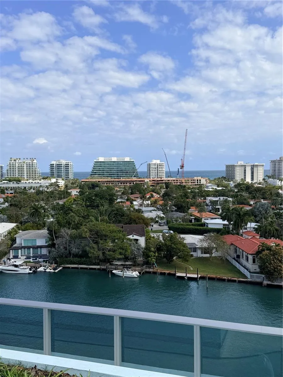 9201 E Bay Harbor Dr 303, Bay Harbor Islands, Flor, Bay Harbor Islands, Florida 33154, 2 Bedrooms Bedrooms, ,2 BathroomsBathrooms,Residential Lease,For Rent,9201 E Bay Harbor Dr 303, Bay Harbor Islands, Flor,A11973521