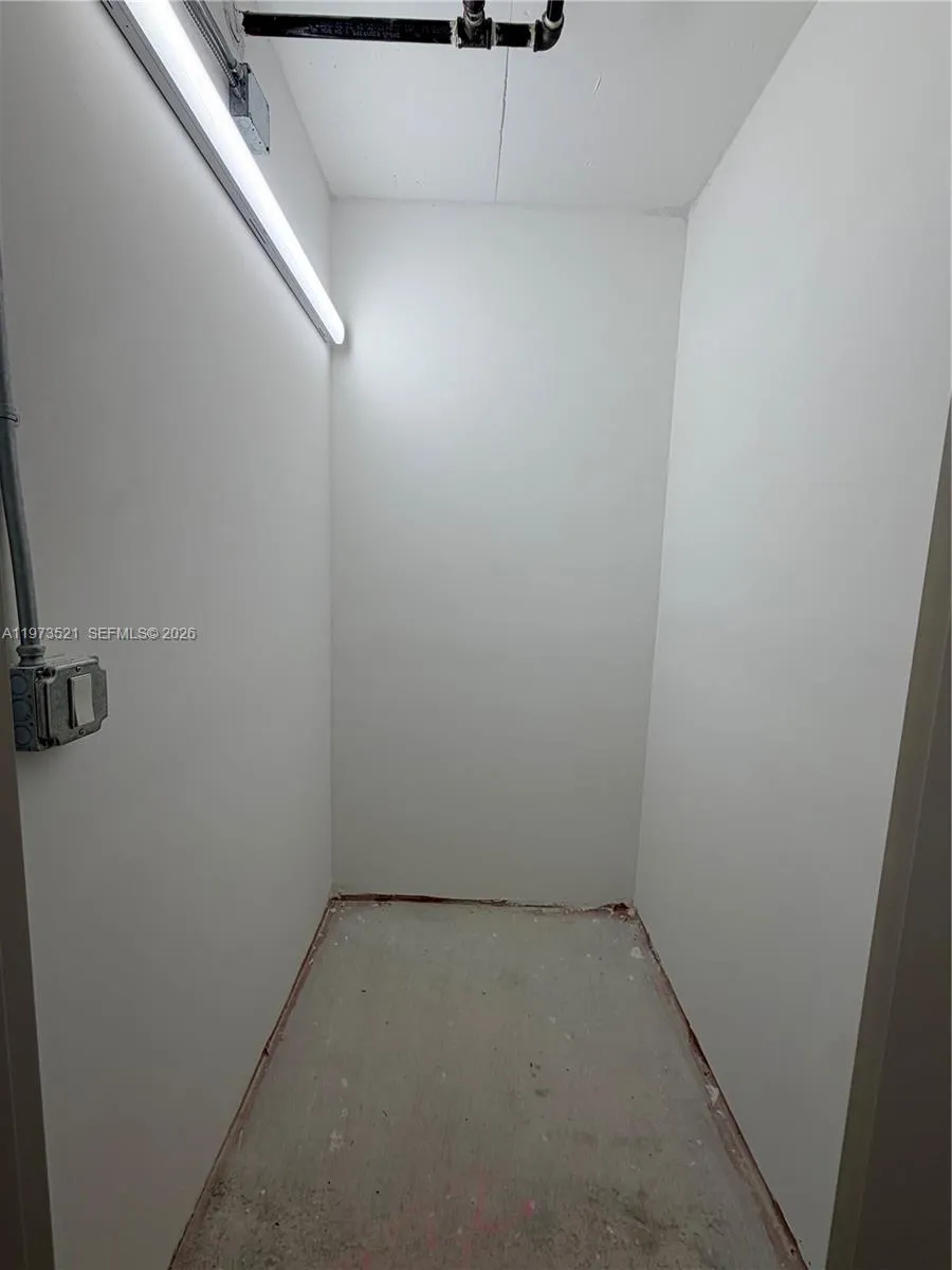 9201 E Bay Harbor Dr 303, Bay Harbor Islands, Flor, Bay Harbor Islands, Florida 33154, 2 Bedrooms Bedrooms, ,2 BathroomsBathrooms,Residential Lease,For Rent,9201 E Bay Harbor Dr 303, Bay Harbor Islands, Flor,A11973521