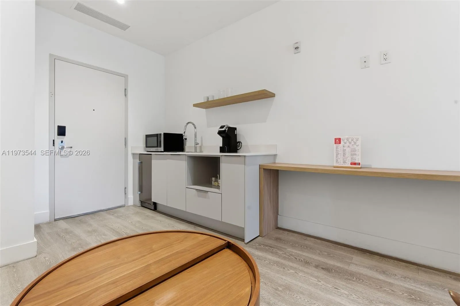 229 Sw 9th St 407, Miami, Florida 33130, Miami, Florida 33130, 1 Bedroom Bedrooms, ,1 BathroomBathrooms,Residential,For Sale,229 Sw 9th St 407, Miami, Florida 33130,A11973544