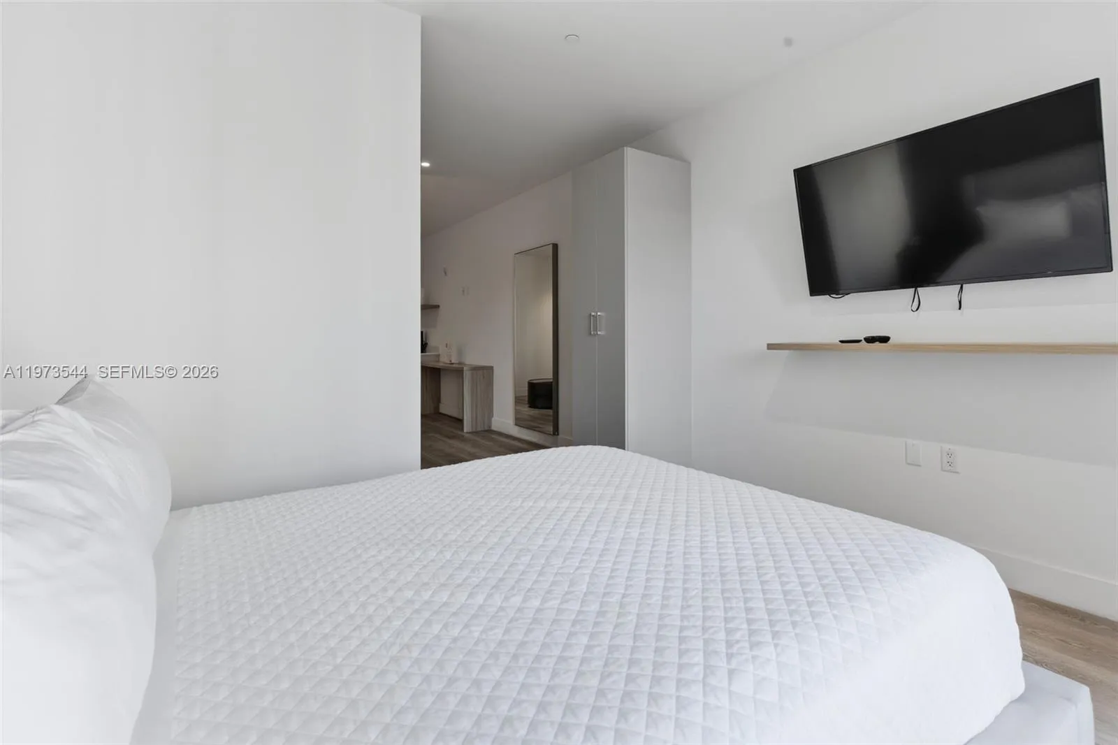 229 Sw 9th St 407, Miami, Florida 33130, Miami, Florida 33130, 1 Bedroom Bedrooms, ,1 BathroomBathrooms,Residential,For Sale,229 Sw 9th St 407, Miami, Florida 33130,A11973544