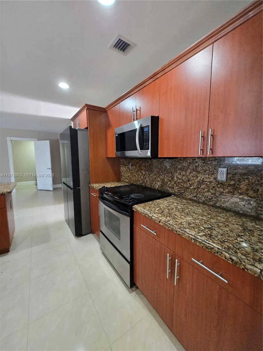 10805 Sw 165th Ter, Miami, Florida 33157, Miami, Florida 33157, 4 Bedrooms Bedrooms, ,2 BathroomsBathrooms,Residential Lease,For Rent,10805 Sw 165th Ter, Miami, Florida 33157,A11973503