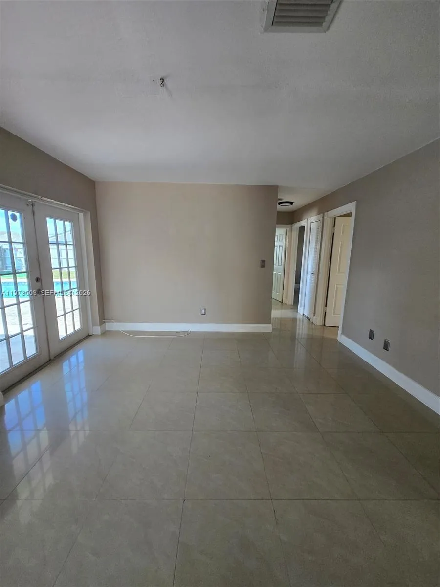 10805 Sw 165th Ter, Miami, Florida 33157, Miami, Florida 33157, 4 Bedrooms Bedrooms, ,2 BathroomsBathrooms,Residential Lease,For Rent,10805 Sw 165th Ter, Miami, Florida 33157,A11973503