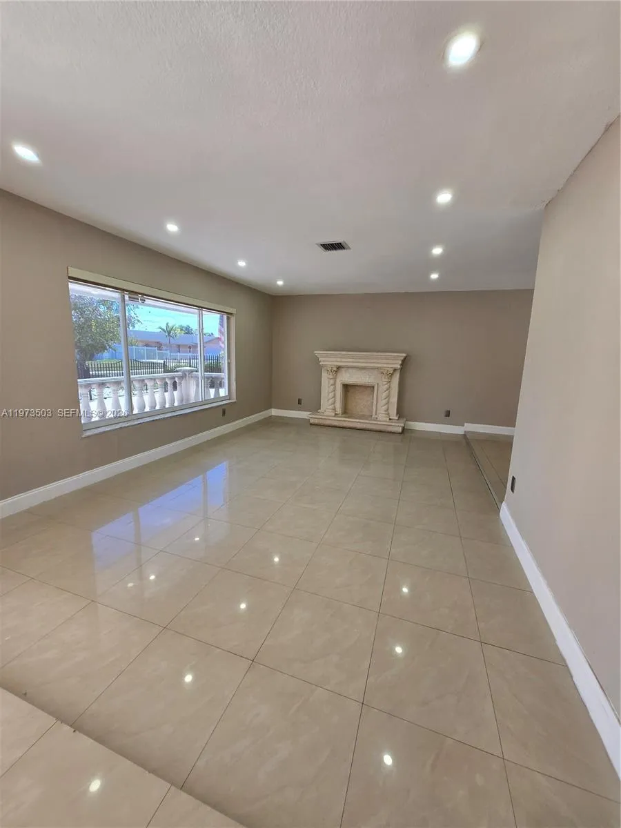 10805 Sw 165th Ter, Miami, Florida 33157, Miami, Florida 33157, 4 Bedrooms Bedrooms, ,2 BathroomsBathrooms,Residential Lease,For Rent,10805 Sw 165th Ter, Miami, Florida 33157,A11973503