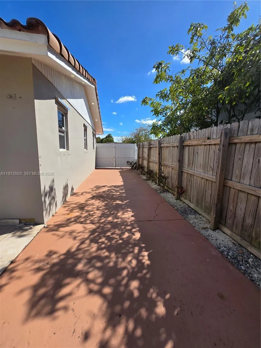 10805 Sw 165th Ter, Miami, Florida 33157, Miami, Florida 33157, 4 Bedrooms Bedrooms, ,2 BathroomsBathrooms,Residential Lease,For Rent,10805 Sw 165th Ter, Miami, Florida 33157,A11973503