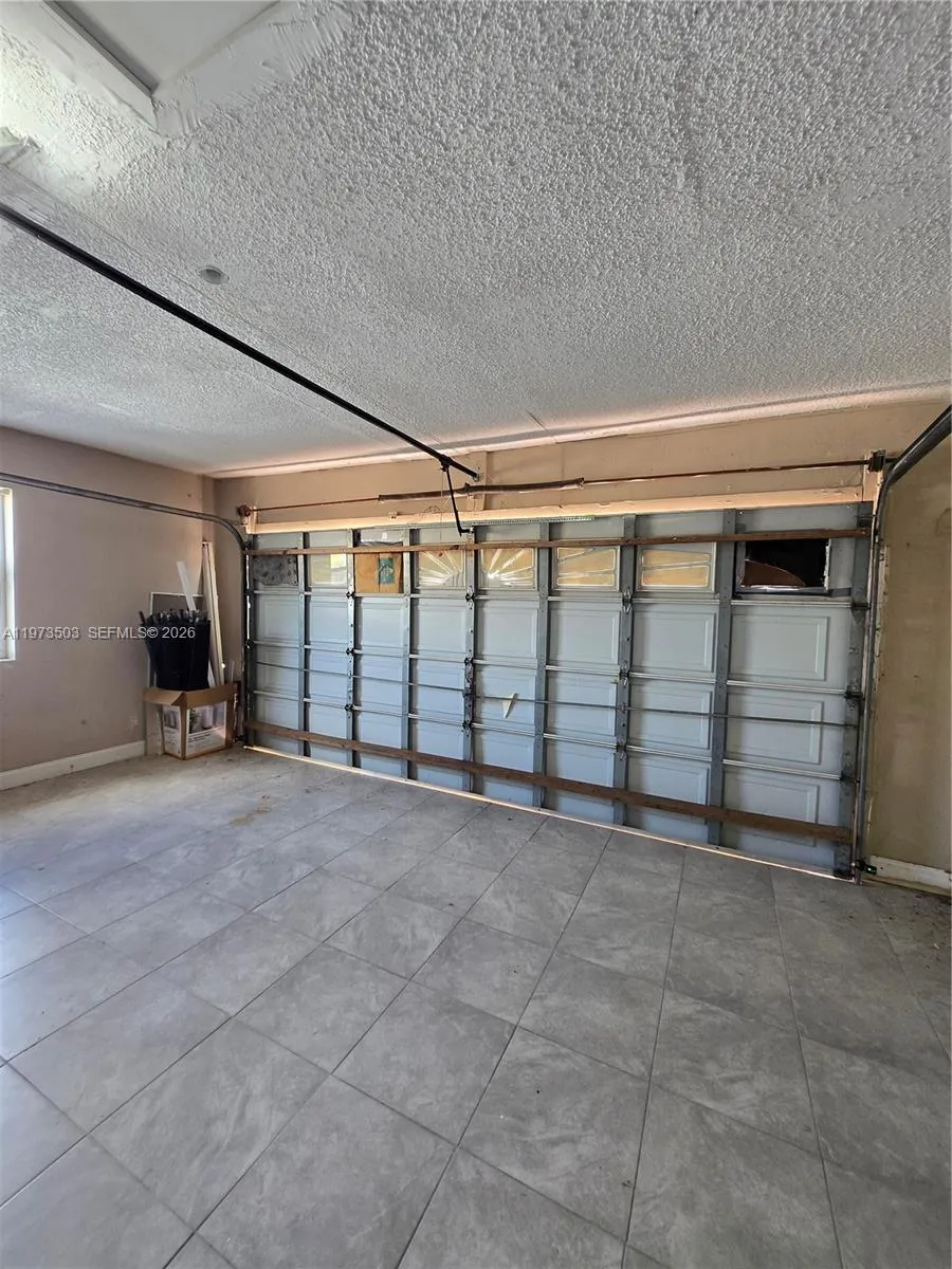 10805 Sw 165th Ter, Miami, Florida 33157, Miami, Florida 33157, 4 Bedrooms Bedrooms, ,2 BathroomsBathrooms,Residential Lease,For Rent,10805 Sw 165th Ter, Miami, Florida 33157,A11973503