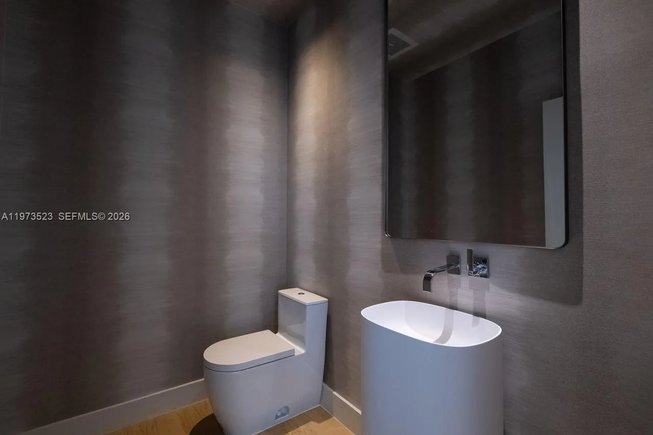 465 Brickell Ave 5701, Miami, Florida 33131, Miami, Florida 33131, 5 Bedrooms Bedrooms, ,5 BathroomsBathrooms,Residential Lease,For Rent,465 Brickell Ave 5701, Miami, Florida 33131,A11973523