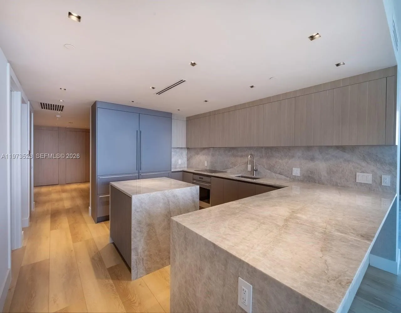 465 Brickell Ave 5701, Miami, Florida 33131, Miami, Florida 33131, 5 Bedrooms Bedrooms, ,5 BathroomsBathrooms,Residential Lease,For Rent,465 Brickell Ave 5701, Miami, Florida 33131,A11973523