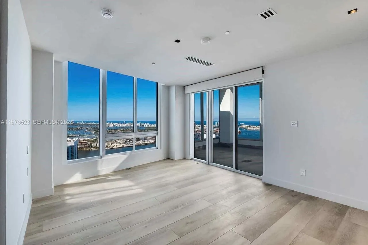 465 Brickell Ave 5701, Miami, Florida 33131, Miami, Florida 33131, 5 Bedrooms Bedrooms, ,5 BathroomsBathrooms,Residential Lease,For Rent,465 Brickell Ave 5701, Miami, Florida 33131,A11973523