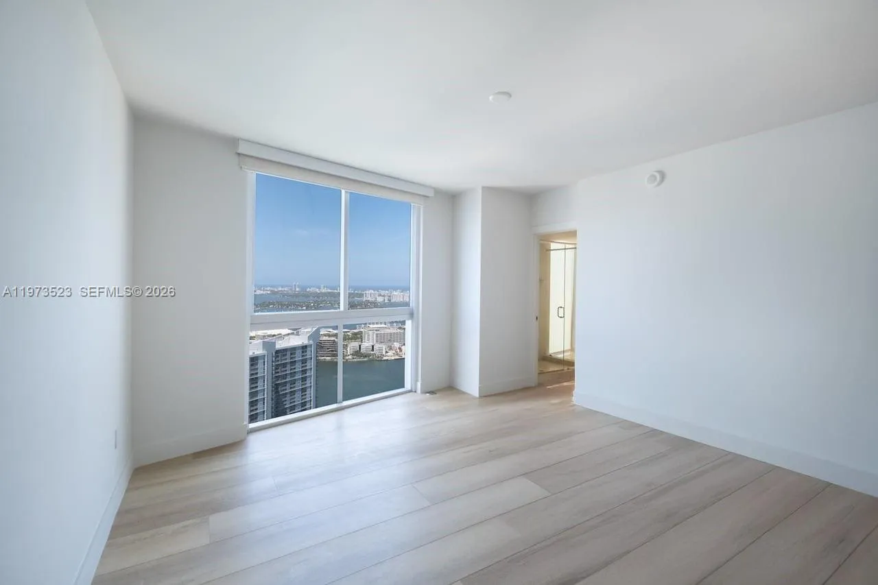 465 Brickell Ave 5701, Miami, Florida 33131, Miami, Florida 33131, 5 Bedrooms Bedrooms, ,5 BathroomsBathrooms,Residential Lease,For Rent,465 Brickell Ave 5701, Miami, Florida 33131,A11973523