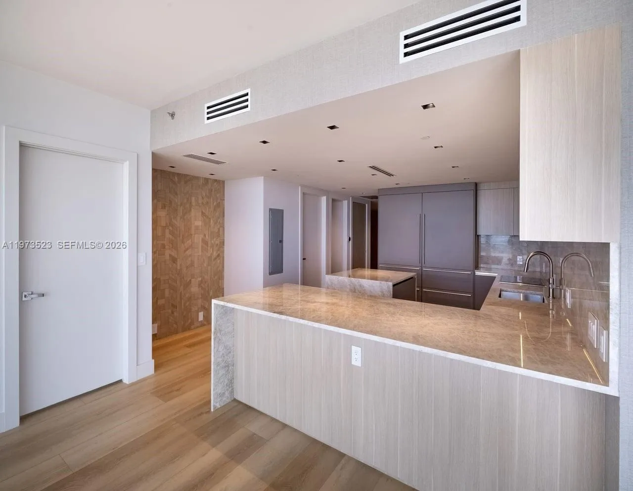 465 Brickell Ave 5701, Miami, Florida 33131, Miami, Florida 33131, 5 Bedrooms Bedrooms, ,5 BathroomsBathrooms,Residential Lease,For Rent,465 Brickell Ave 5701, Miami, Florida 33131,A11973523
