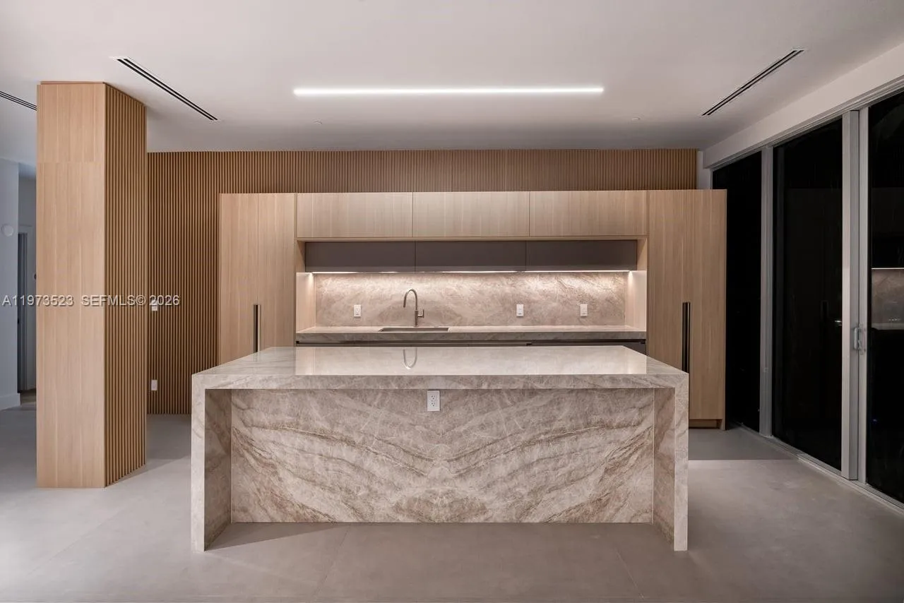 465 Brickell Ave 5701, Miami, Florida 33131, Miami, Florida 33131, 5 Bedrooms Bedrooms, ,5 BathroomsBathrooms,Residential Lease,For Rent,465 Brickell Ave 5701, Miami, Florida 33131,A11973523