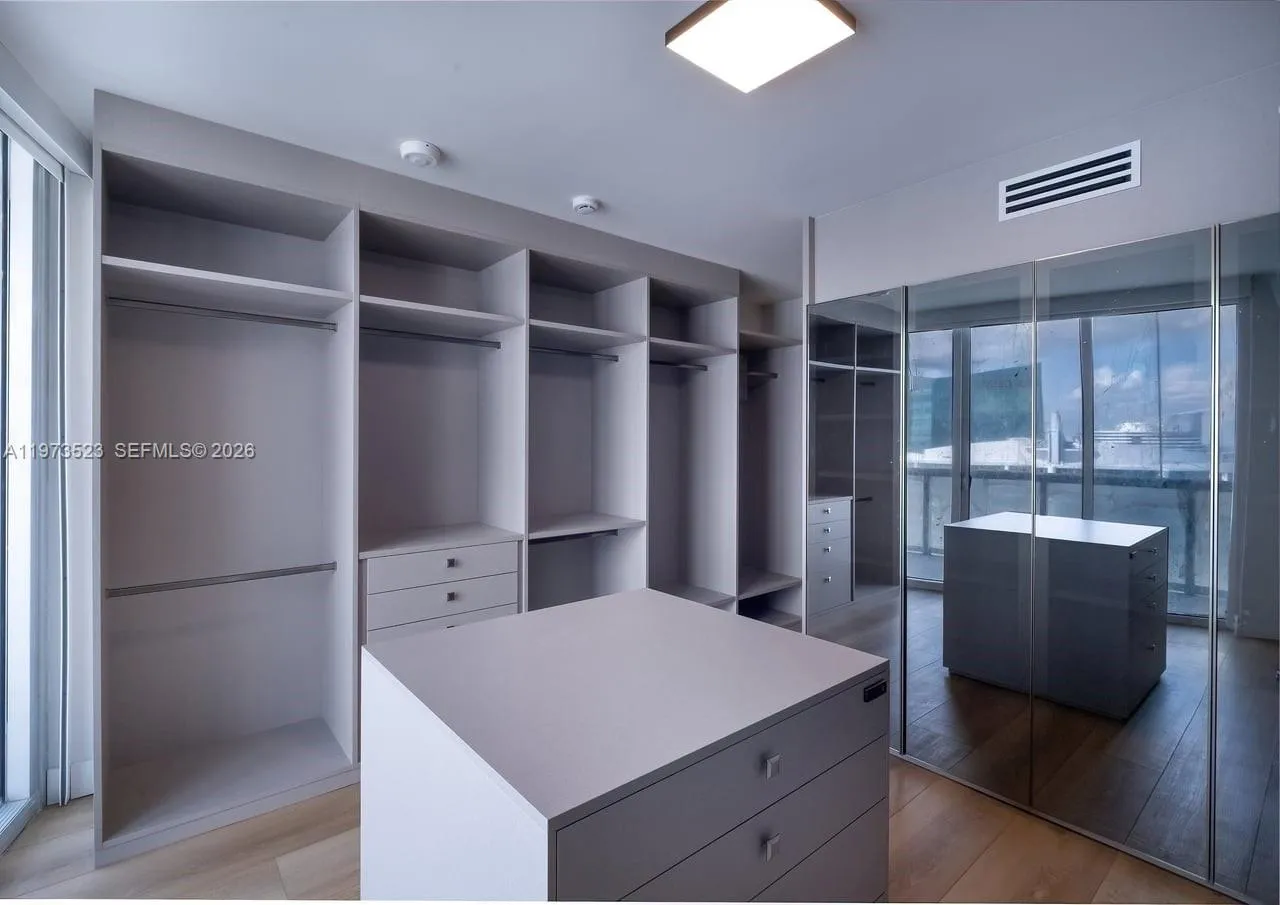 465 Brickell Ave 5701, Miami, Florida 33131, Miami, Florida 33131, 5 Bedrooms Bedrooms, ,5 BathroomsBathrooms,Residential Lease,For Rent,465 Brickell Ave 5701, Miami, Florida 33131,A11973523