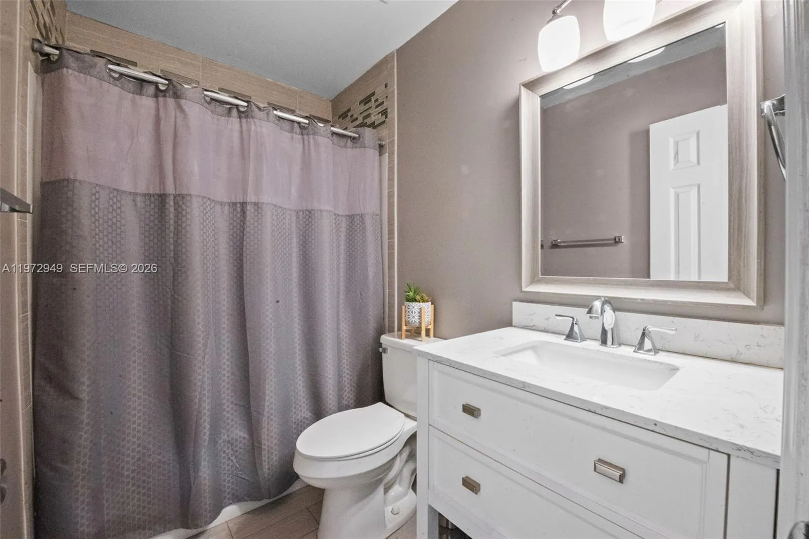 1026 Sw 180th Ter, Pembroke Pines, Florida 33029, Pembroke Pines, Florida 33029, 3 Bedrooms Bedrooms, ,2 BathroomsBathrooms,Residential,For Sale,1026 Sw 180th Ter, Pembroke Pines, Florida 33029,A11972949