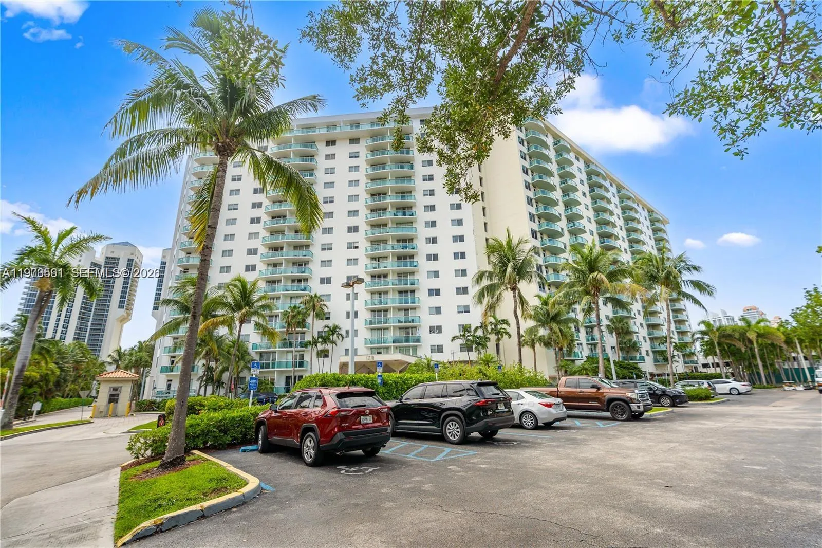 19370 Collins Ave 221, Sunny Isles Beach, Florida, Sunny Isles Beach, Florida 33160, 1 Bedroom Bedrooms, ,1 BathroomBathrooms,Residential Lease,For Rent,19370 Collins Ave 221, Sunny Isles Beach, Florida ,A11973561