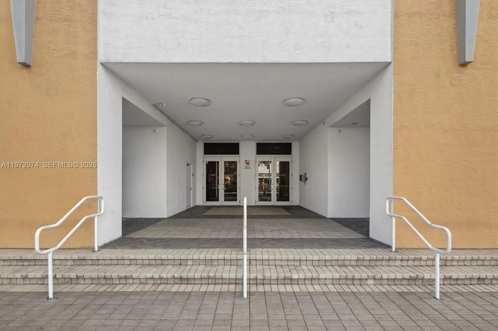 900 Sw 8th St 505, Miami, Florida 33130, Miami, Florida 33130, 1 Bedroom Bedrooms, ,1 BathroomBathrooms,Residential,For Sale,900 Sw 8th St 505, Miami, Florida 33130,A11972074