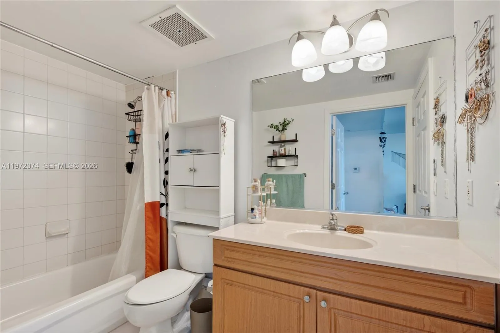 900 Sw 8th St 505, Miami, Florida 33130, Miami, Florida 33130, 1 Bedroom Bedrooms, ,1 BathroomBathrooms,Residential,For Sale,900 Sw 8th St 505, Miami, Florida 33130,A11972074
