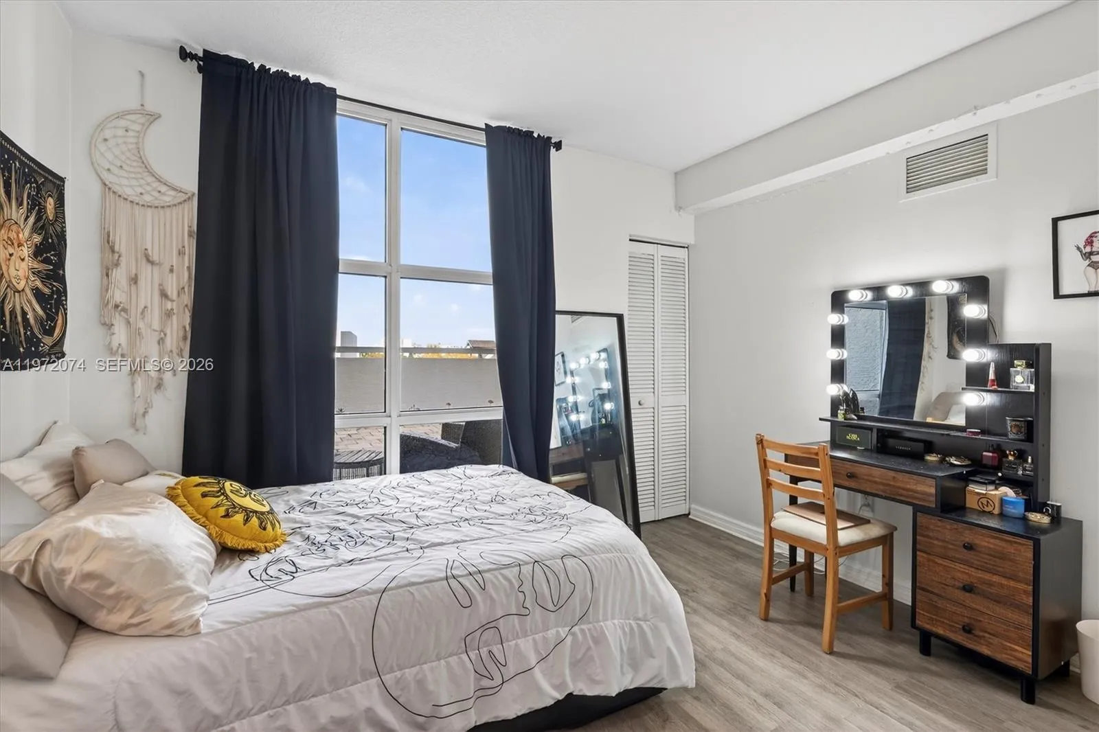 900 Sw 8th St 505, Miami, Florida 33130, Miami, Florida 33130, 1 Bedroom Bedrooms, ,1 BathroomBathrooms,Residential,For Sale,900 Sw 8th St 505, Miami, Florida 33130,A11972074