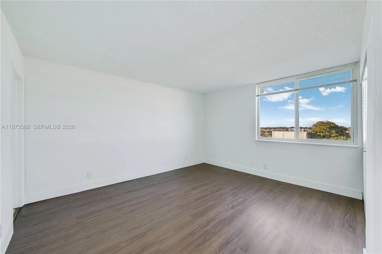 9001-9143 Sw 77th Ave, Miami, Florida 33156, Miami, Florida 33156, ,Commercial Sale,For Sale,9001-9143 Sw 77th Ave, Miami, Florida 33156,A11973560