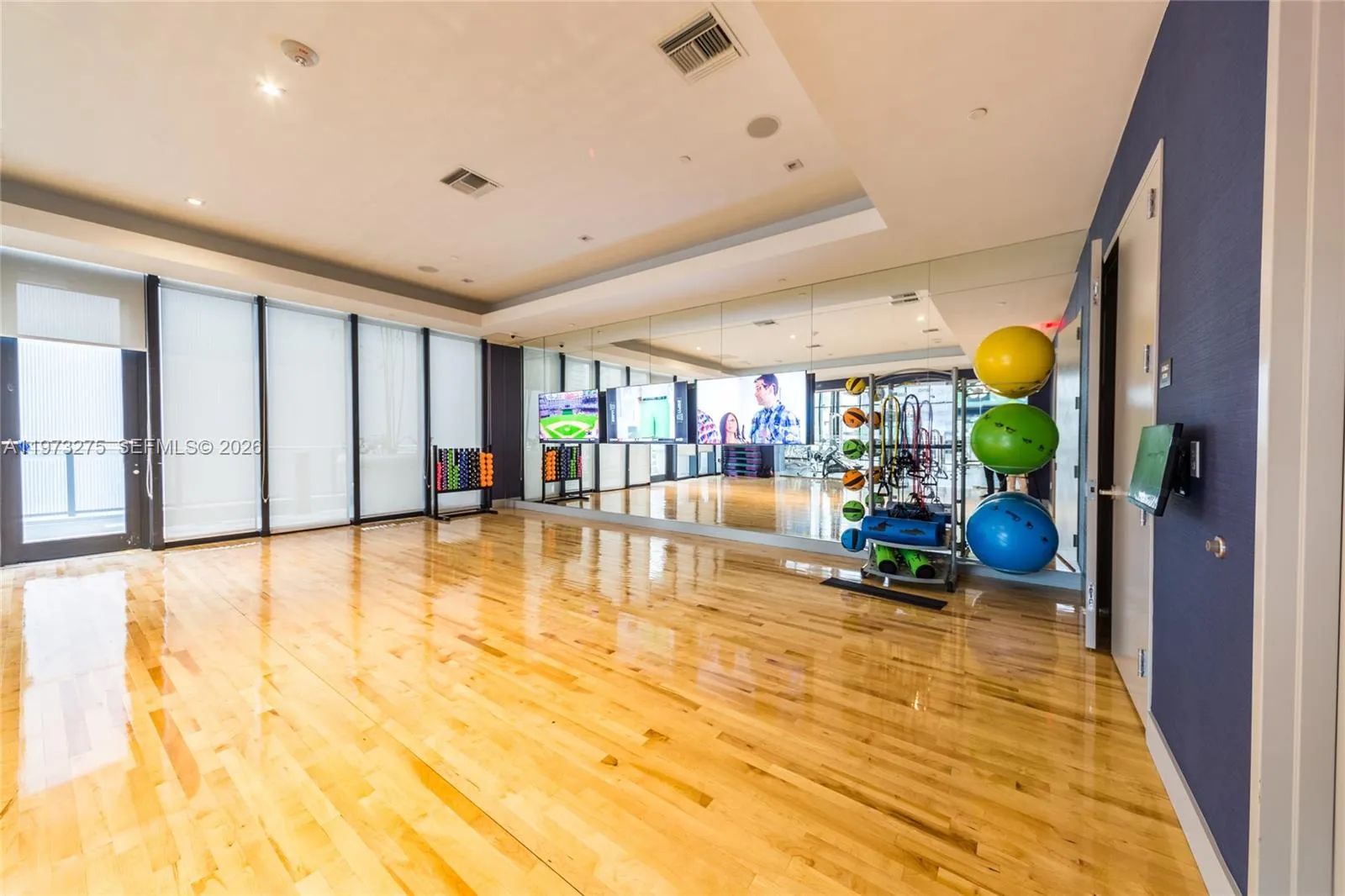 1010 Brickell Ave 2908, Miami, Florida 33131, Miami, Florida 33131, 1 Bedroom Bedrooms, ,1 BathroomBathrooms,Residential Lease,For Rent,1010 Brickell Ave 2908, Miami, Florida 33131,A11973275
