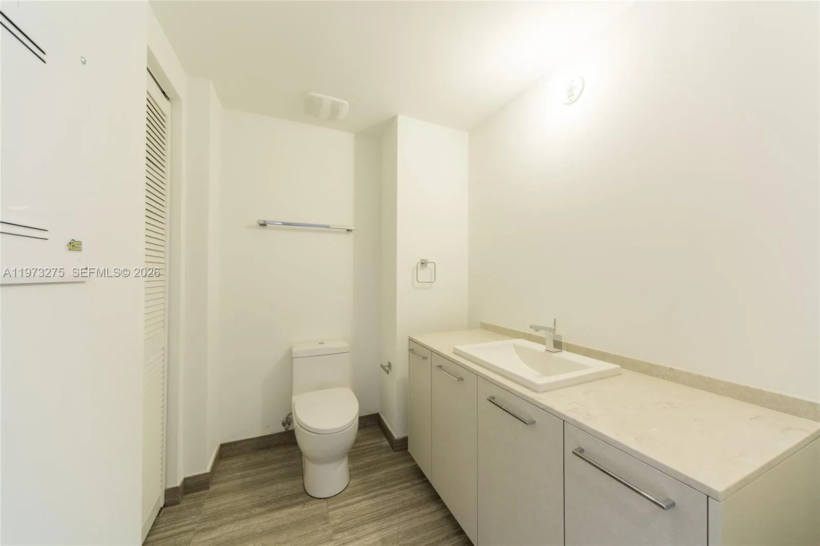 1010 Brickell Ave 2908, Miami, Florida 33131, Miami, Florida 33131, 1 Bedroom Bedrooms, ,1 BathroomBathrooms,Residential Lease,For Rent,1010 Brickell Ave 2908, Miami, Florida 33131,A11973275