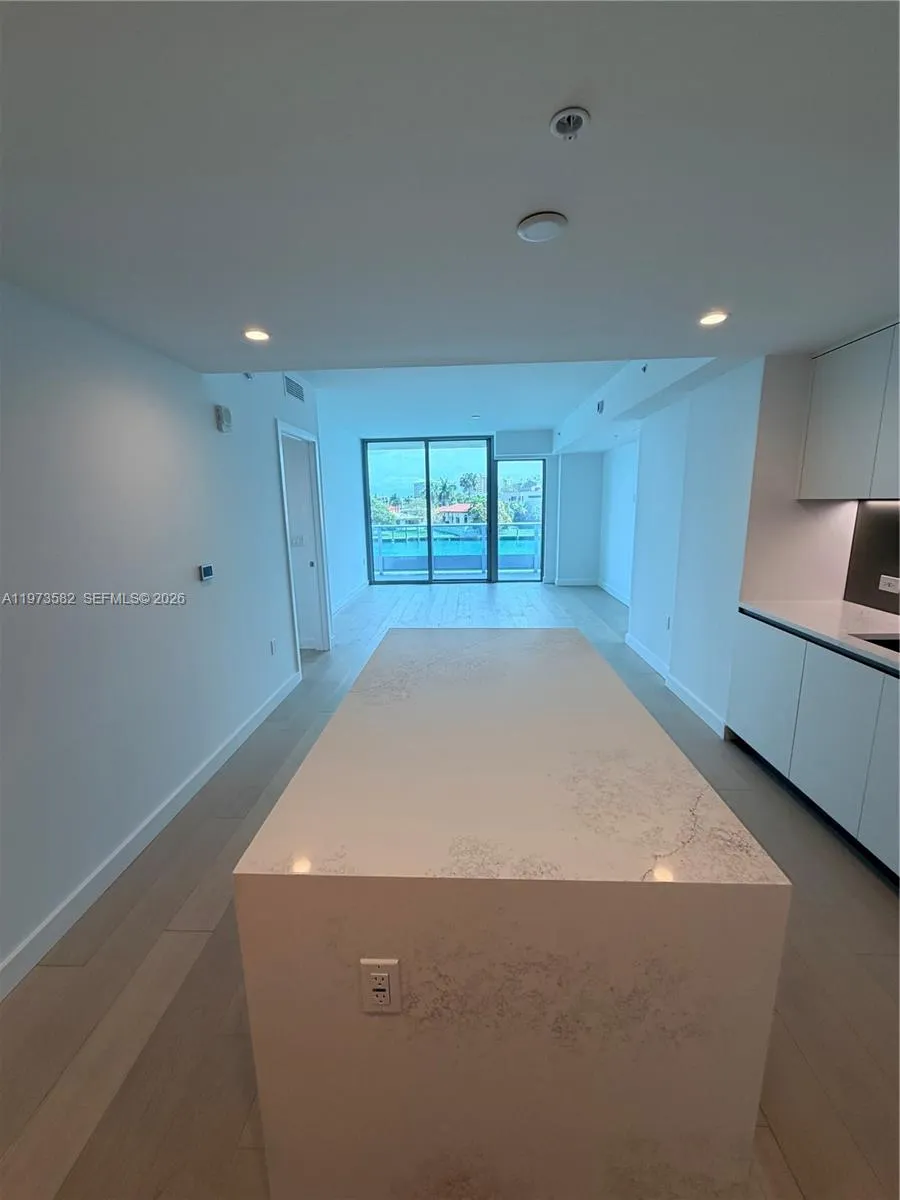 9221 E Bay Harbor Dr 307, Bay Harbor Islands, Flor, Bay Harbor Islands, Florida 33154, 2 Bedrooms Bedrooms, ,2 BathroomsBathrooms,Residential,For Sale,9221 E Bay Harbor Dr 307, Bay Harbor Islands, Flor,A11973582