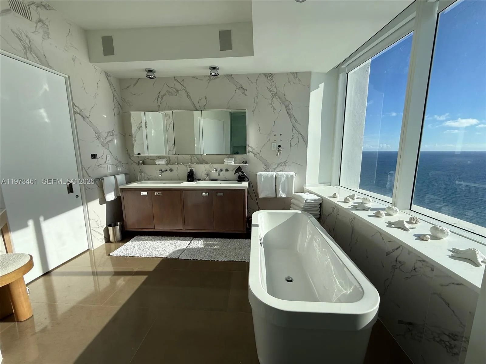 18101 Collins Ave 5509, Sunny Isles Beach, Florida, Sunny Isles Beach, Florida 33160, 4 Bedrooms Bedrooms, ,4 BathroomsBathrooms,Residential Lease,For Rent,18101 Collins Ave 5509, Sunny Isles Beach, Florida,A11973461