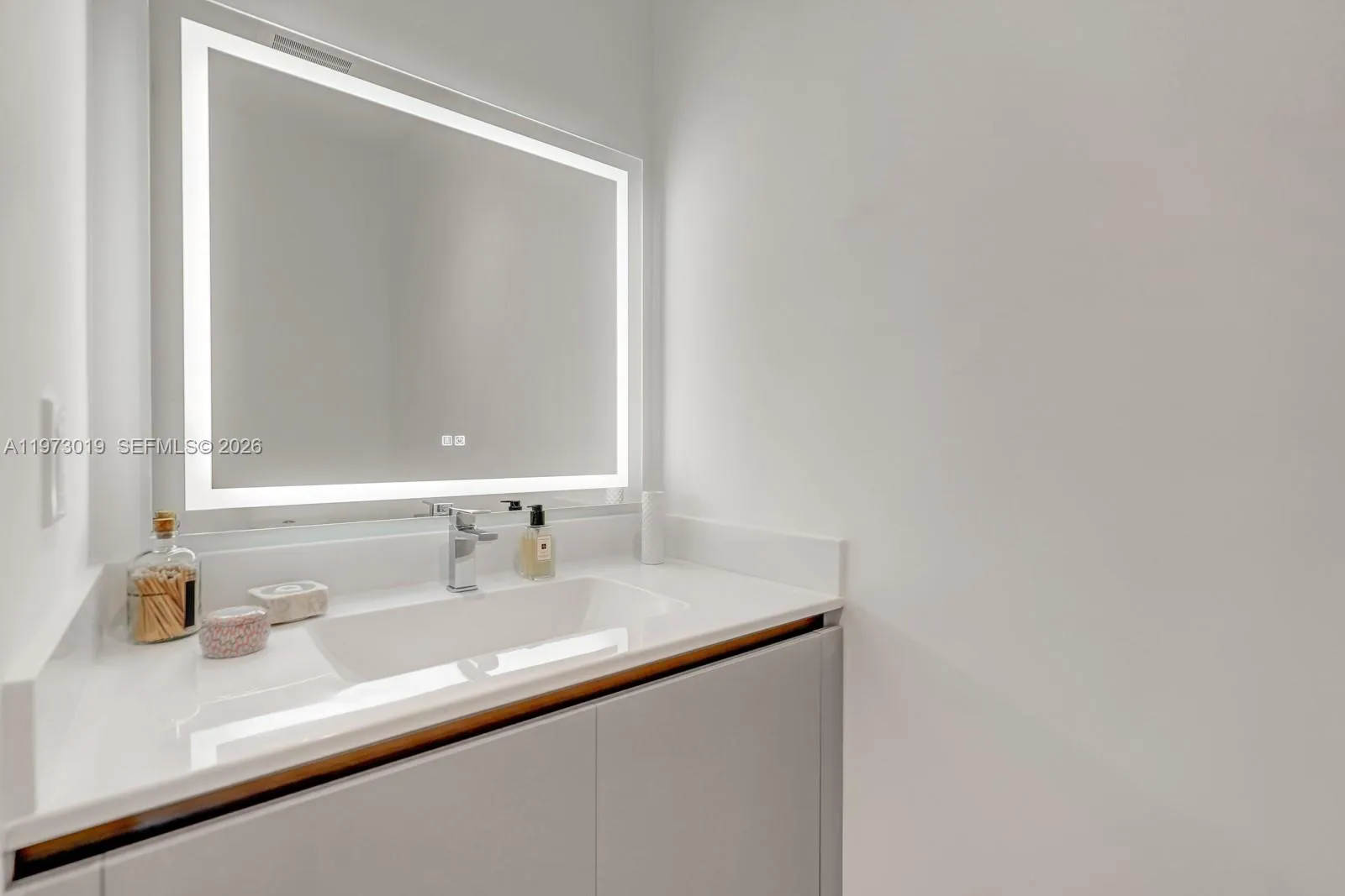 1030 15th St Ph3, Miami Beach, Florida 33139, Miami Beach, Florida 33139, 2 Bedrooms Bedrooms, ,2 BathroomsBathrooms,Residential,For Sale,1030 15th St Ph3, Miami Beach, Florida 33139,A11973019