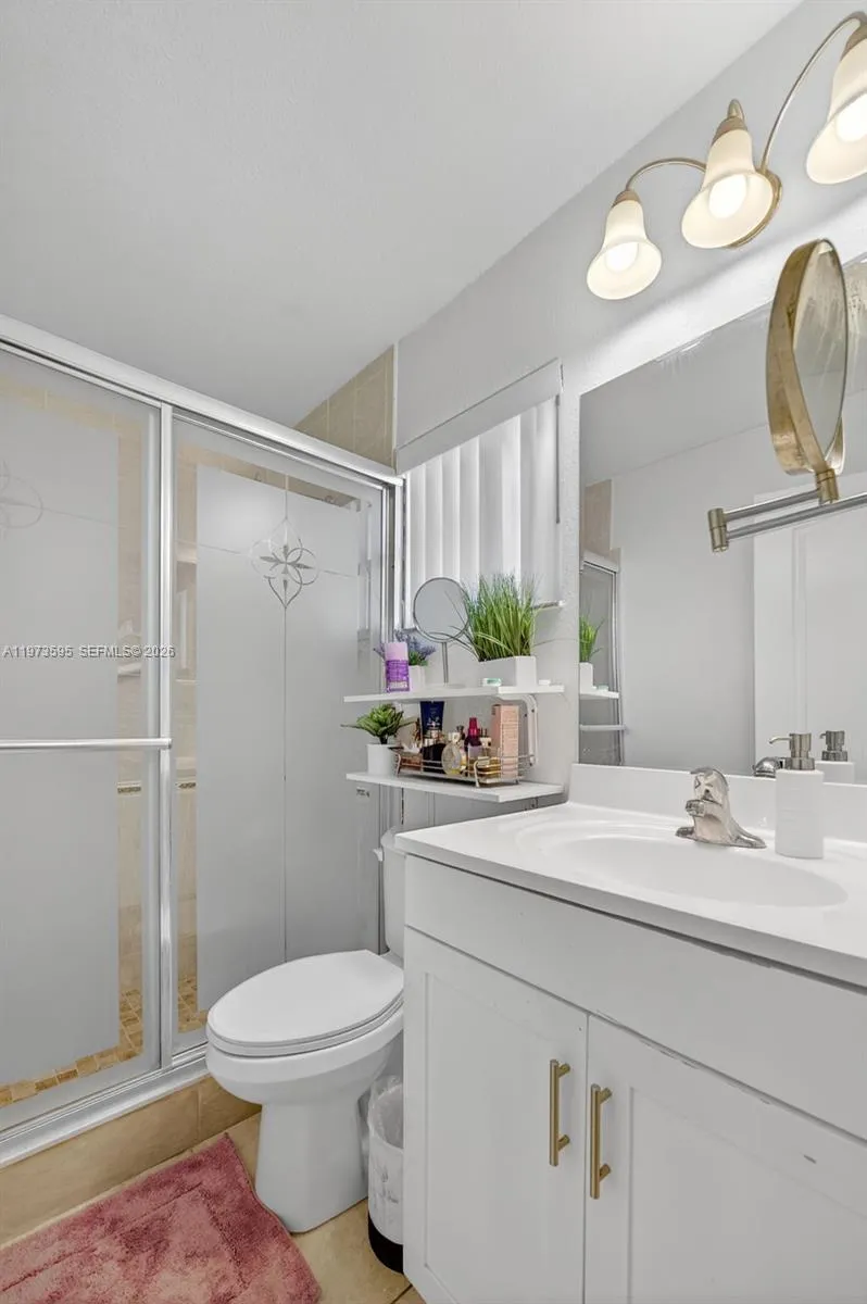 2725 Sw 82nd Ave, Miami, Florida 33155, Miami, Florida 33155, 5 Bedrooms Bedrooms, ,4 BathroomsBathrooms,Residential,For Sale,2725 Sw 82nd Ave, Miami, Florida 33155,A11973595