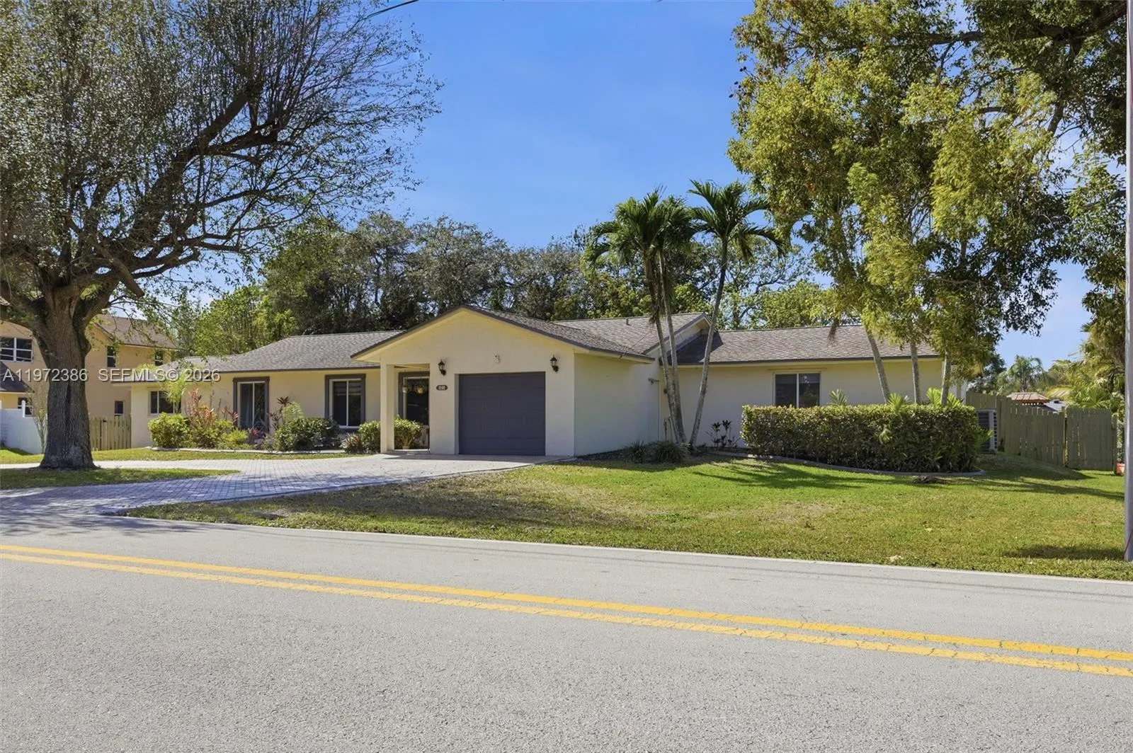 431 Sw 112th Ave, Plantation, Florida 33325, Plantation, Florida 33325, 4 Bedrooms Bedrooms, ,3 BathroomsBathrooms,Residential,For Sale,431 Sw 112th Ave, Plantation, Florida 33325,A11972386