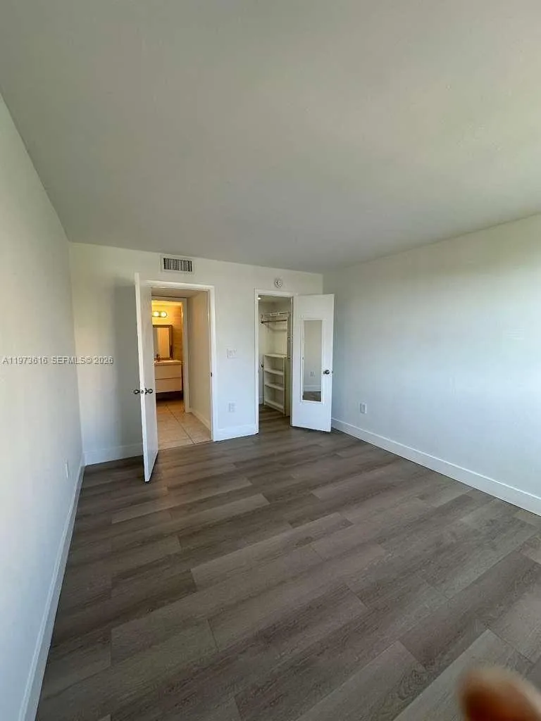 210 Sea View Dr 410, Key Biscayne, Florida 33149, Key Biscayne, Florida 33149, 2 Bedrooms Bedrooms, ,2 BathroomsBathrooms,Residential Lease,For Rent,210 Sea View Dr 410, Key Biscayne, Florida 33149,A11973616