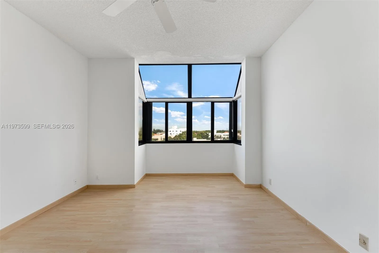 151 Crandon Blvd 600, Key Biscayne, Florida 33149, Key Biscayne, Florida 33149, 2 Bedrooms Bedrooms, ,2 BathroomsBathrooms,Residential,For Sale,151 Crandon Blvd 600, Key Biscayne, Florida 33149,A11973599