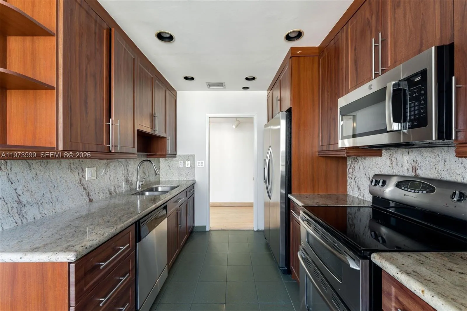 151 Crandon Blvd 600, Key Biscayne, Florida 33149, Key Biscayne, Florida 33149, 2 Bedrooms Bedrooms, ,2 BathroomsBathrooms,Residential,For Sale,151 Crandon Blvd 600, Key Biscayne, Florida 33149,A11973599