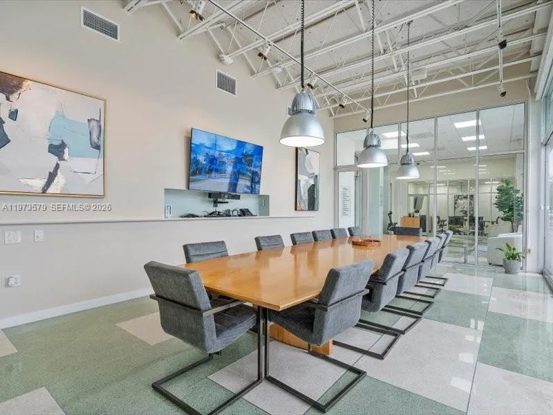 2404 Hollywood Blvd, Hollywood, Florida 33020, Hollywood, Florida 33020, ,Commercial Lease,For Rent,2404 Hollywood Blvd, Hollywood, Florida 33020,A11973579