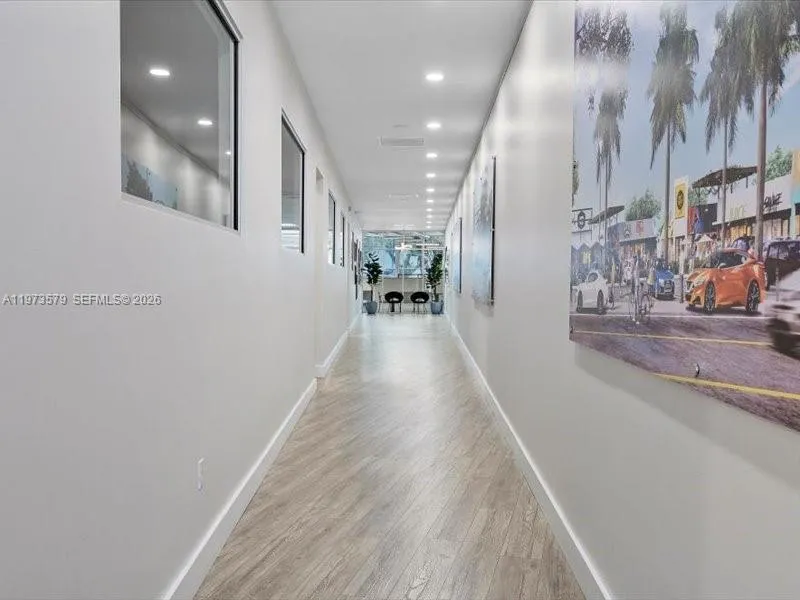 2404 Hollywood Blvd, Hollywood, Florida 33020, Hollywood, Florida 33020, ,Commercial Lease,For Rent,2404 Hollywood Blvd, Hollywood, Florida 33020,A11973579