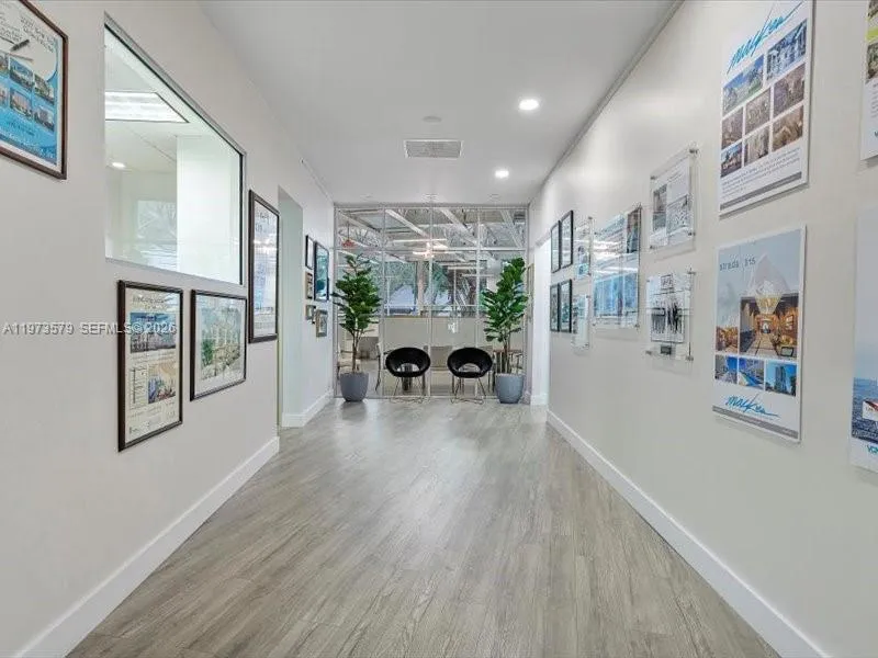 2404 Hollywood Blvd, Hollywood, Florida 33020, Hollywood, Florida 33020, ,Commercial Lease,For Rent,2404 Hollywood Blvd, Hollywood, Florida 33020,A11973579