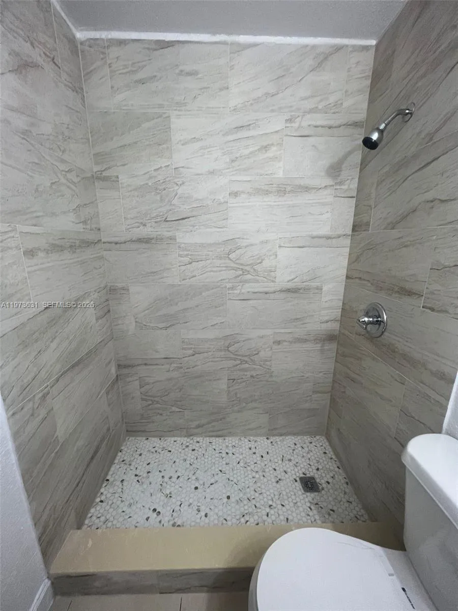 921 Nw 2nd Ave 2, Fort Lauderdale, Florida 33311, Fort Lauderdale, Florida 33311, 2 Bedrooms Bedrooms, ,1 BathroomBathrooms,Residential Lease,For Rent,921 Nw 2nd Ave 2, Fort Lauderdale, Florida 33311,A11973631