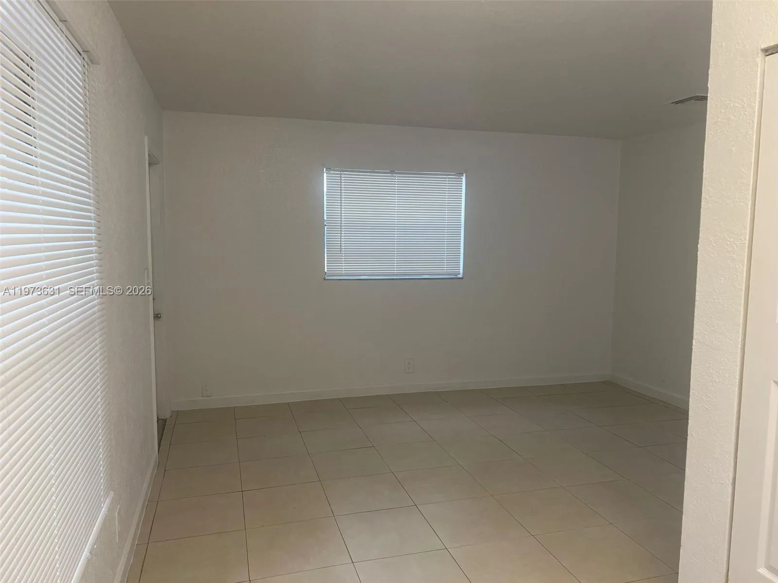 921 Nw 2nd Ave 2, Fort Lauderdale, Florida 33311, Fort Lauderdale, Florida 33311, 2 Bedrooms Bedrooms, ,1 BathroomBathrooms,Residential Lease,For Rent,921 Nw 2nd Ave 2, Fort Lauderdale, Florida 33311,A11973631