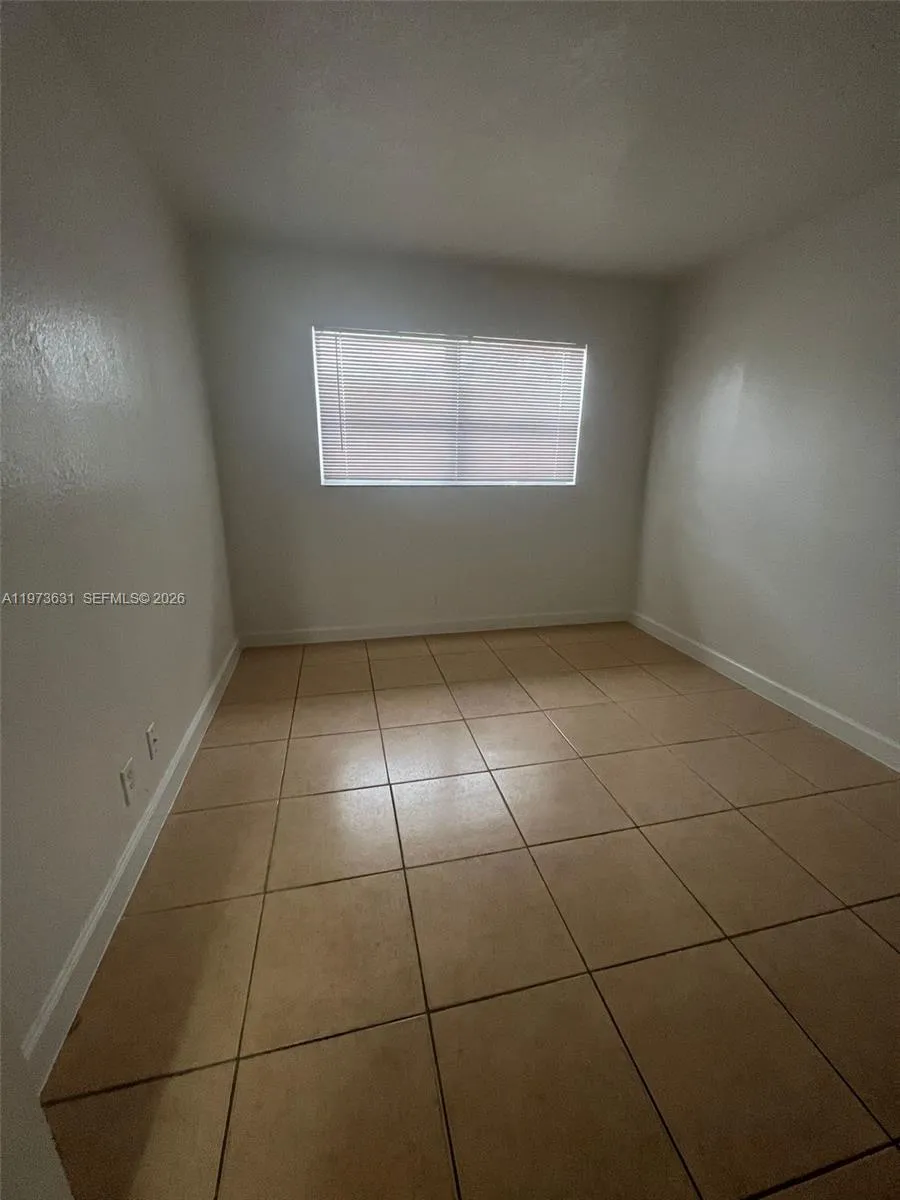 921 Nw 2nd Ave 2, Fort Lauderdale, Florida 33311, Fort Lauderdale, Florida 33311, 2 Bedrooms Bedrooms, ,1 BathroomBathrooms,Residential Lease,For Rent,921 Nw 2nd Ave 2, Fort Lauderdale, Florida 33311,A11973631