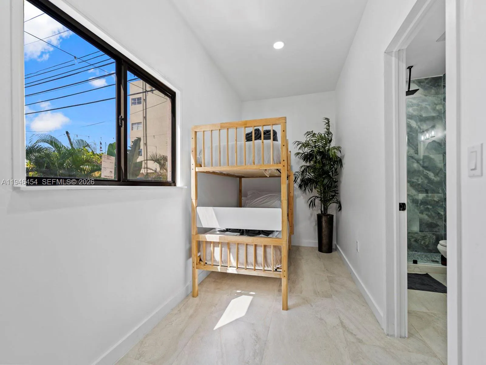 1845 Sw 9th St, Miami, Florida 33135, Miami, Florida 33135, ,Residential Income,For Sale,1845 Sw 9th St, Miami, Florida 33135,A11946454