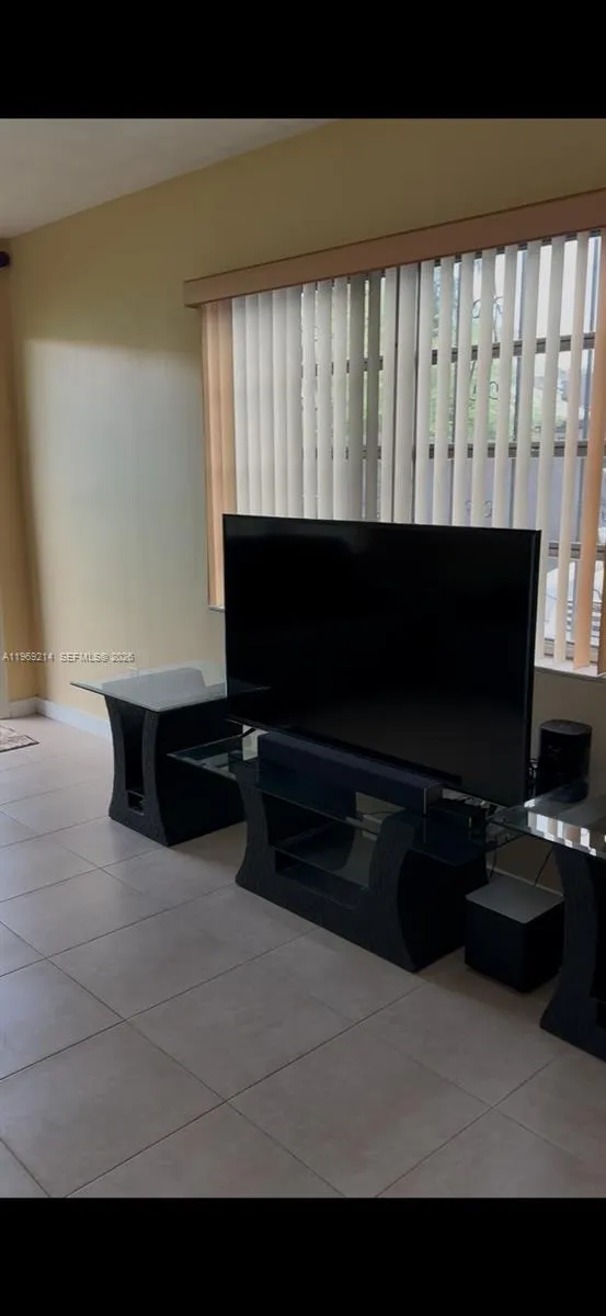 18 Sw 13th St, Dania Beach, Florida 33004, Dania Beach, Florida 33004, ,Residential Income,For Sale,18 Sw 13th St, Dania Beach, Florida 33004,A11969214